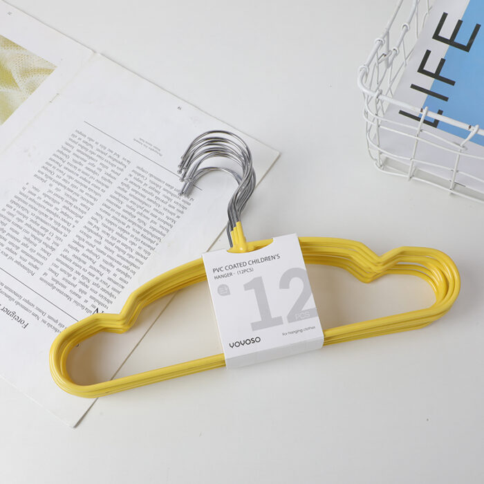 0Y8A0739 Παιδική κρεμάστρα με επικάλυψη PVC - 12 τεμάχια - κίτρινο - Image 1