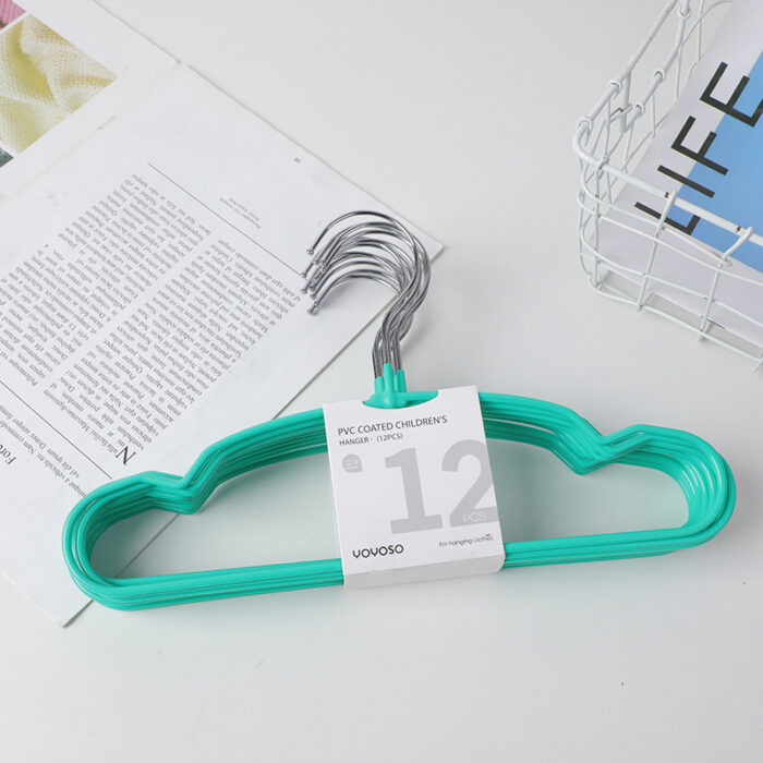 0Y8A0741 Παιδική κρεμάστρα με επικάλυψη PVC - 12 τεμάχια - πράσινη - Image 1