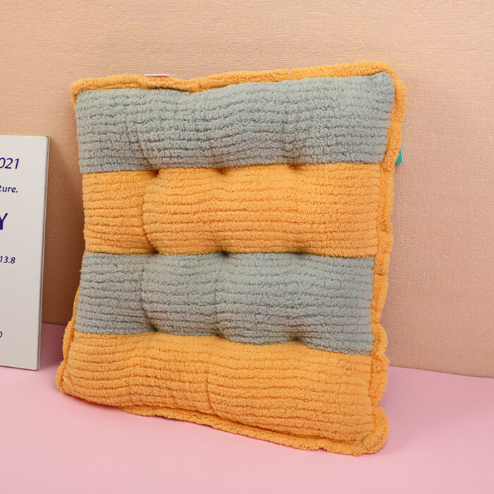 2L3A2709 Ριγέ Μαξιλάρι Τετράγωνα – Κίτρινο & Μπλε - Image 1