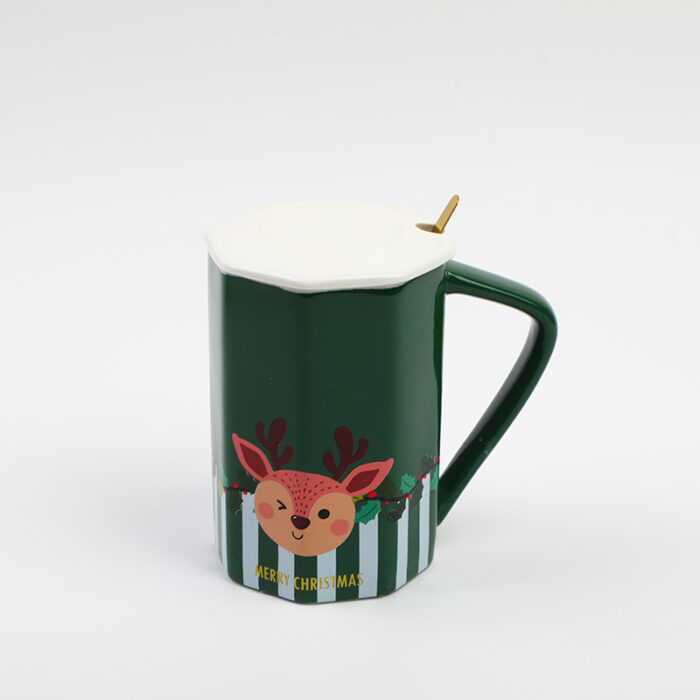 2L3A4987 Κεραμική κούπα οκταγωνικού σχήματος με χριστουγεννιάτικο σχέδιο – 410ml - Image 1