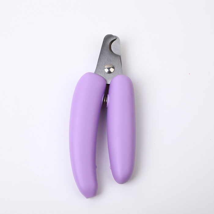 2L3A1647 Μίνι ψαλίδι νυχιών σε σχήμα μπανάνας. - Image 1